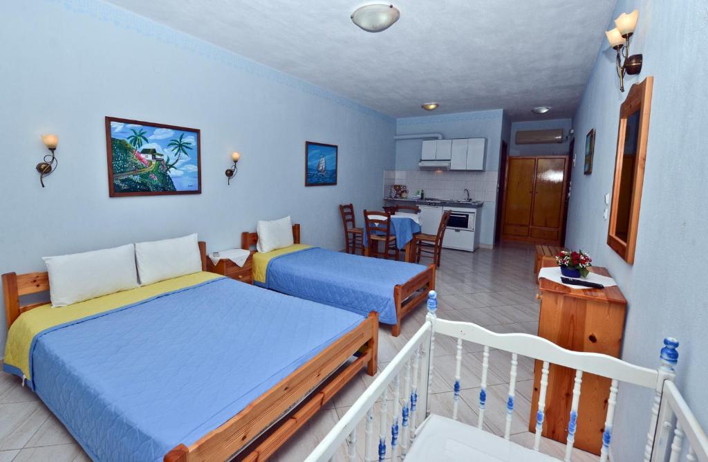 Aris Junior Studio & Apartments Neo Klima Phòng bức ảnh