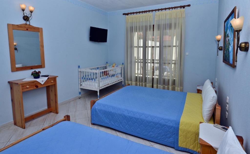 Aris Junior Studio & Apartments Neo Klima Phòng bức ảnh